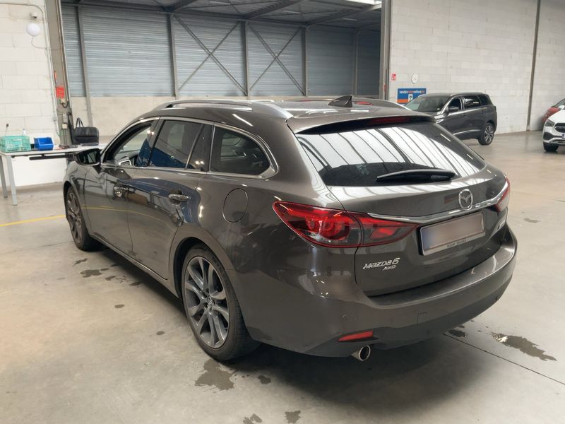 Mazda 6 2.2 Turbodiesel Sports-Line AWD — zdjęcie 3