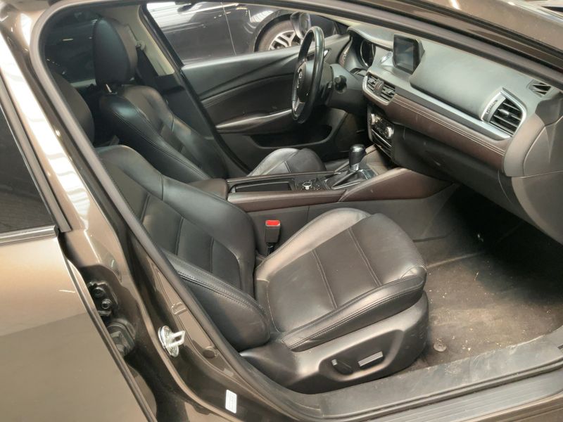 Mazda 6 2.2 Turbodiesel Sports-Line AWD — zdjęcie 11