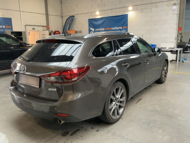Mazda 6 2.2 Turbodiesel Sports-Line AWD — zdjęcie 6