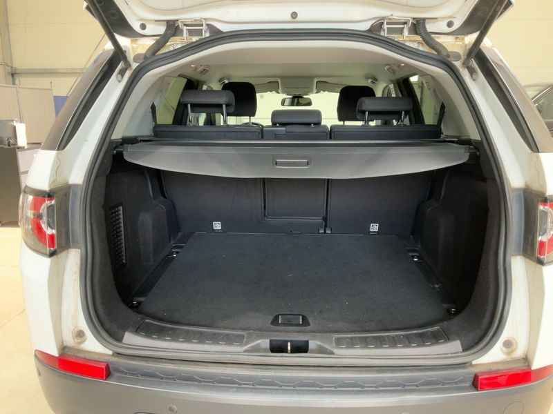 Land Rover Discovery Sport 2.2 Td4 SE AWD — zdjęcie 10