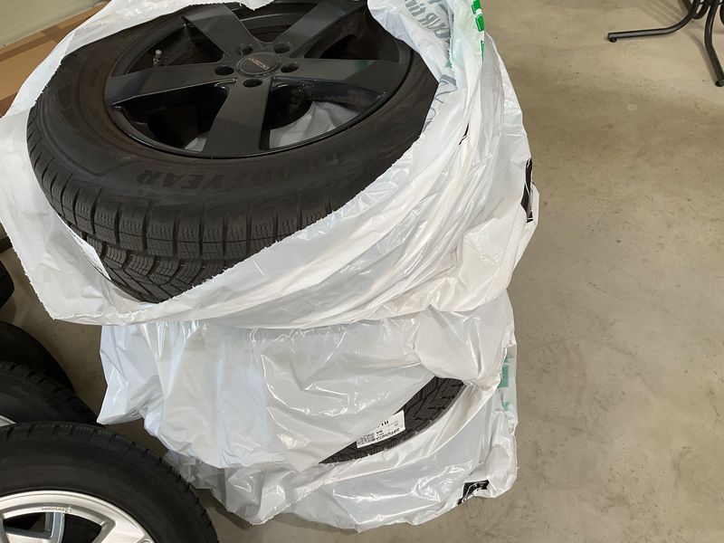 Land Rover Discovery Sport 2.2 Td4 SE AWD 2015 – снимка 15