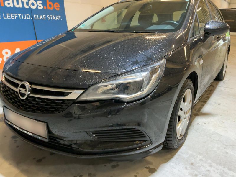 Opel Astra 1.6 CDTI DPF Business — zdjęcie 2