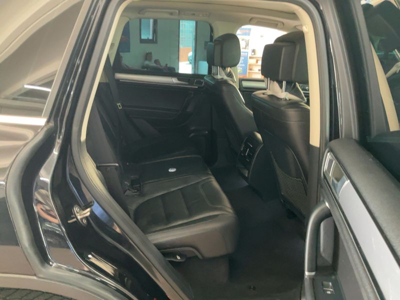 Volkswagen Touareg 3.0 V6 TDI Terrain Tech BlueMotion Tech 2015 – снимка 19