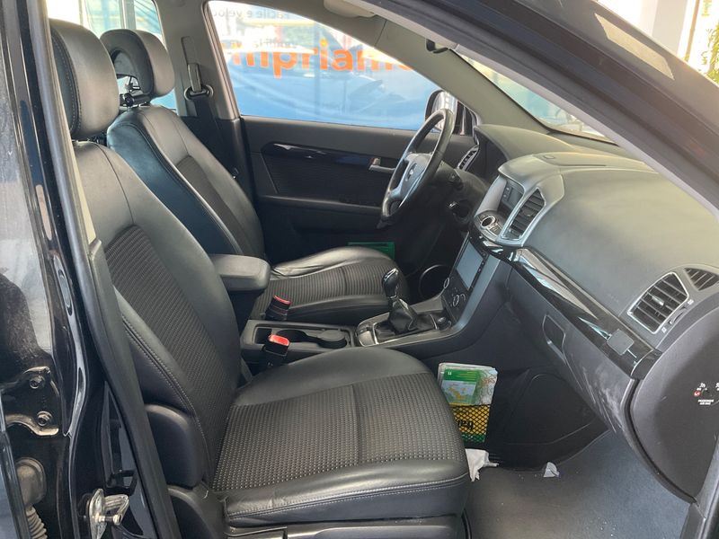 Chevrolet Captiva 2.2 Diesel D LT 2WD — zdjęcie 3