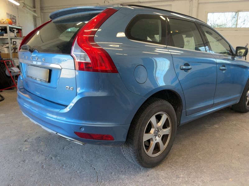 Volvo XC60 2.0 D4 Momentum 2WD 2017 – снимка 8