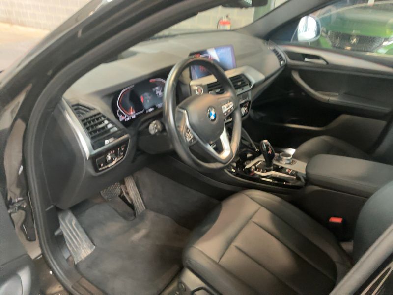 BMW X4 xDrive 20d Mild-Hybrid M Sport — zdjęcie 12