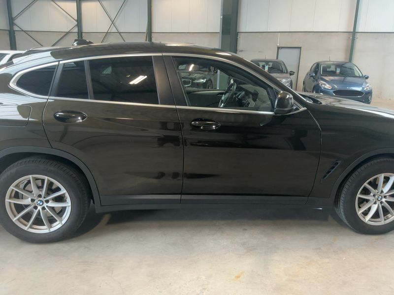 BMW X4 xDrive 20d Mild-Hybrid M Sport — zdjęcie 7