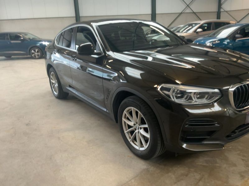 BMW X4 xDrive 20d Mild-Hybrid M Sport — zdjęcie 8