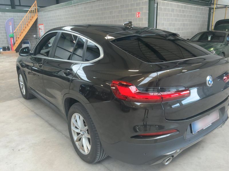 BMW X4 xDrive 20d Mild-Hybrid M Sport — zdjęcie 3