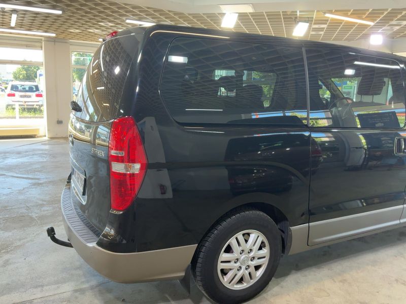 Hyundai H1 2.5 CRDi Travel Comfort — zdjęcie 6