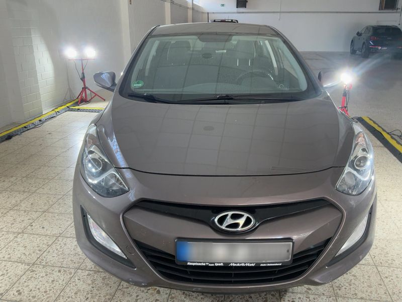 Hyundai i30 1.4 Classic — zdjęcie 9
