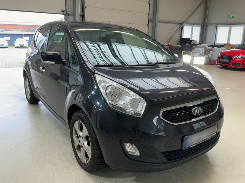 Kia Venga 1.6 FIFA World Cup Edition — zdjęcie 8