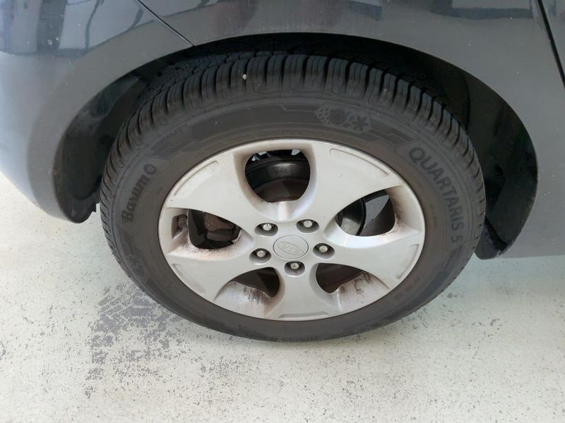 Kia Venga 1.6 FIFA World Cup Edition 2014 – снимка 9