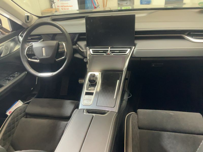 GWM Wey 05 2.0 PHEV AWD Premium — zdjęcie 12