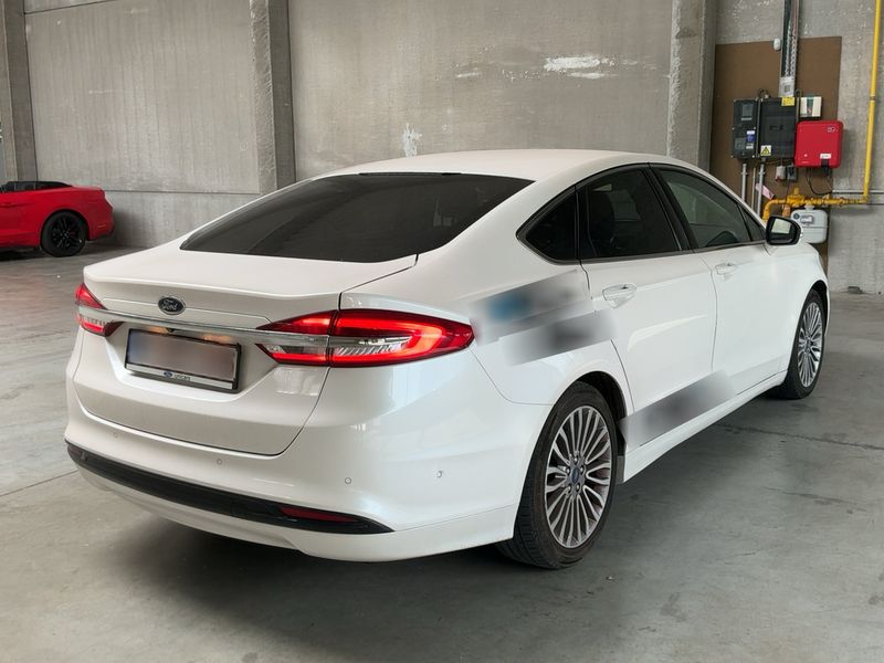 Ford Mondeo 2.0 Hybrid — zdjęcie 6