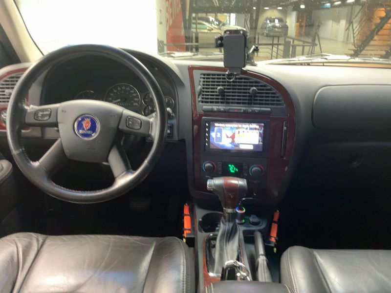 Saab 9-7X 5.3 V8 — zdjęcie 12