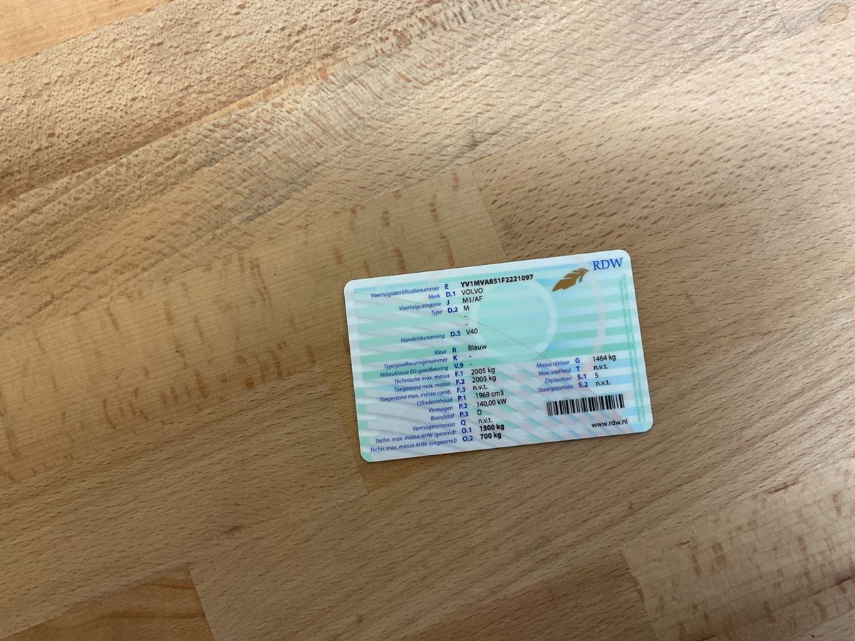 Volvo V40 2.0 D4 Summum