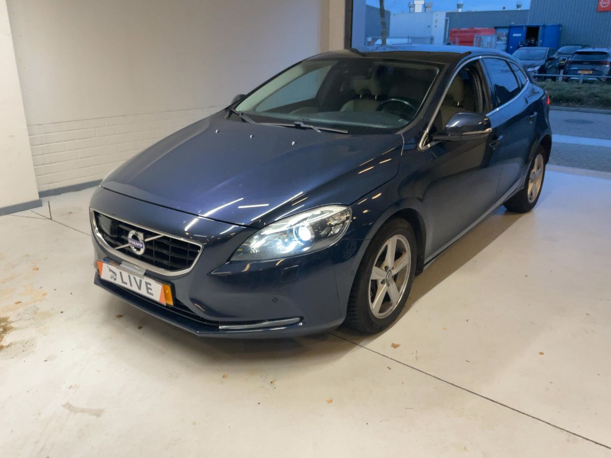 Volvo V40 2.0 D4 Summum