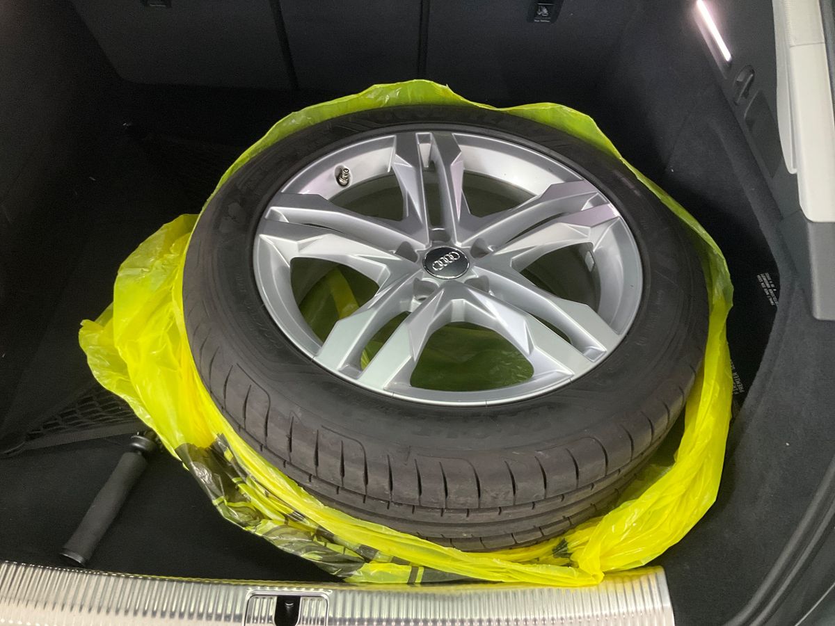 Audi A4 2020 — photo 16