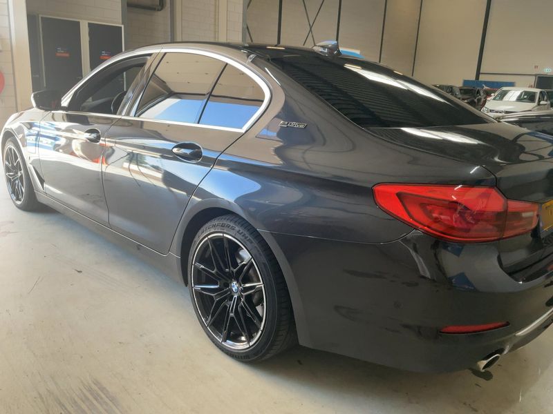 BMW 5er 530e Luxury Line — zdjęcie 3