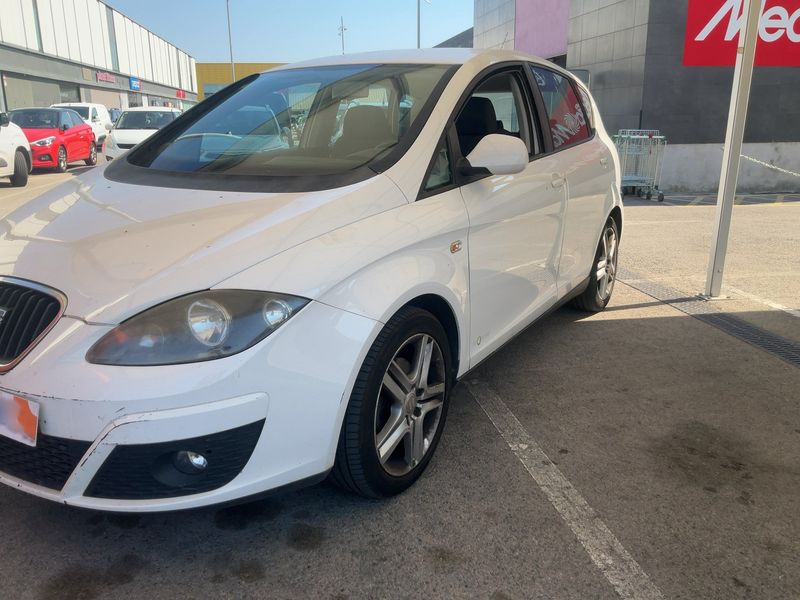 Seat Altea 1.6 TDI Style Ecomotive — zdjęcie 2