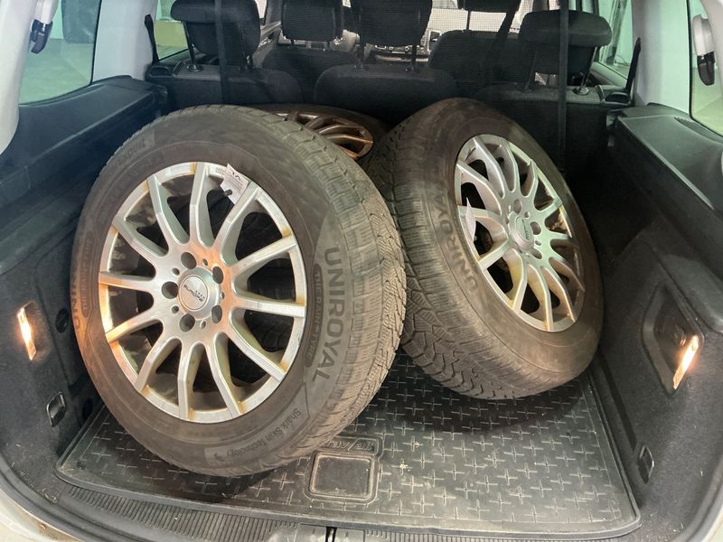Volkswagen Sharan 2.0 TDI Comfortline BlueMotion Tech 2015 – снимка 15