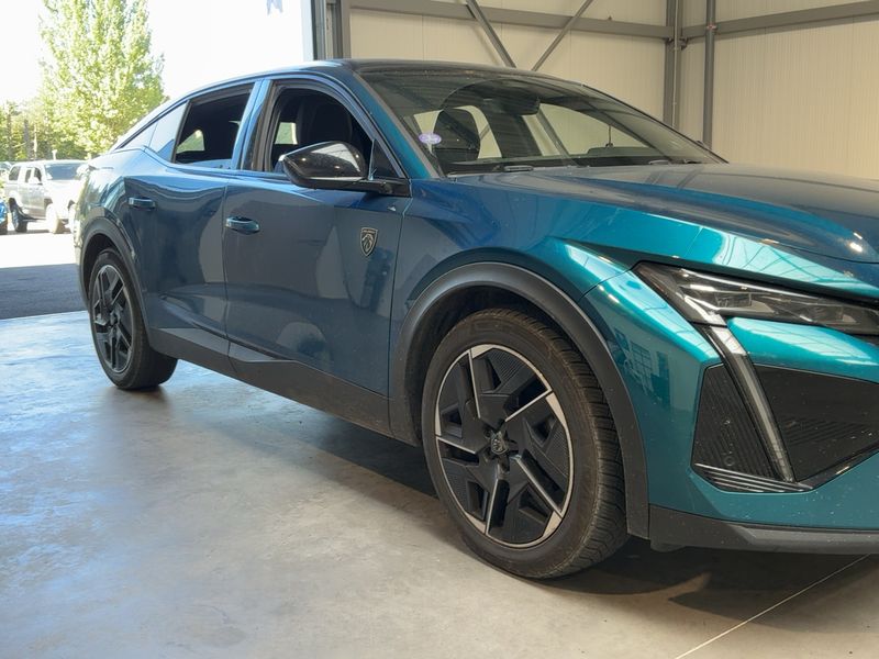 Peugeot 408 1.2 PureTech GT — zdjęcie 8
