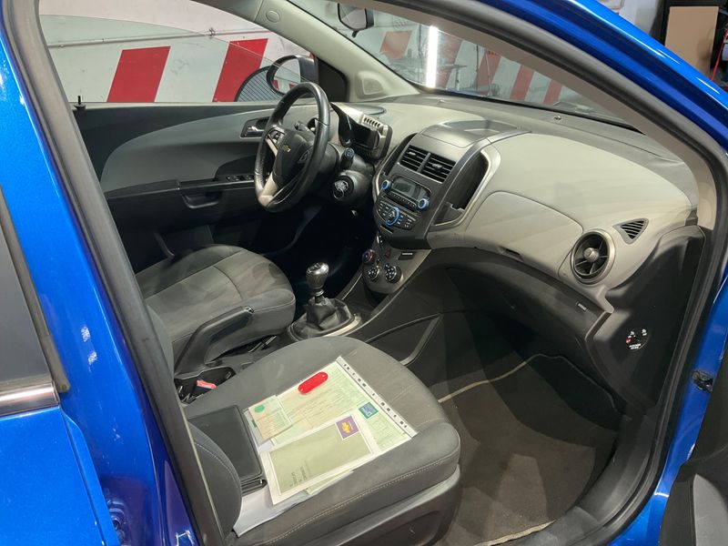 Chevrolet Aveo 1.6 LTZ — zdjęcie 3