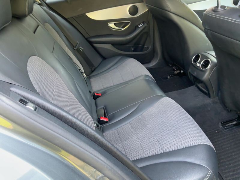 Mercedes-Benz C-Klasse C 180 d T BlueTEC AMG Line 2017 – снимка 19