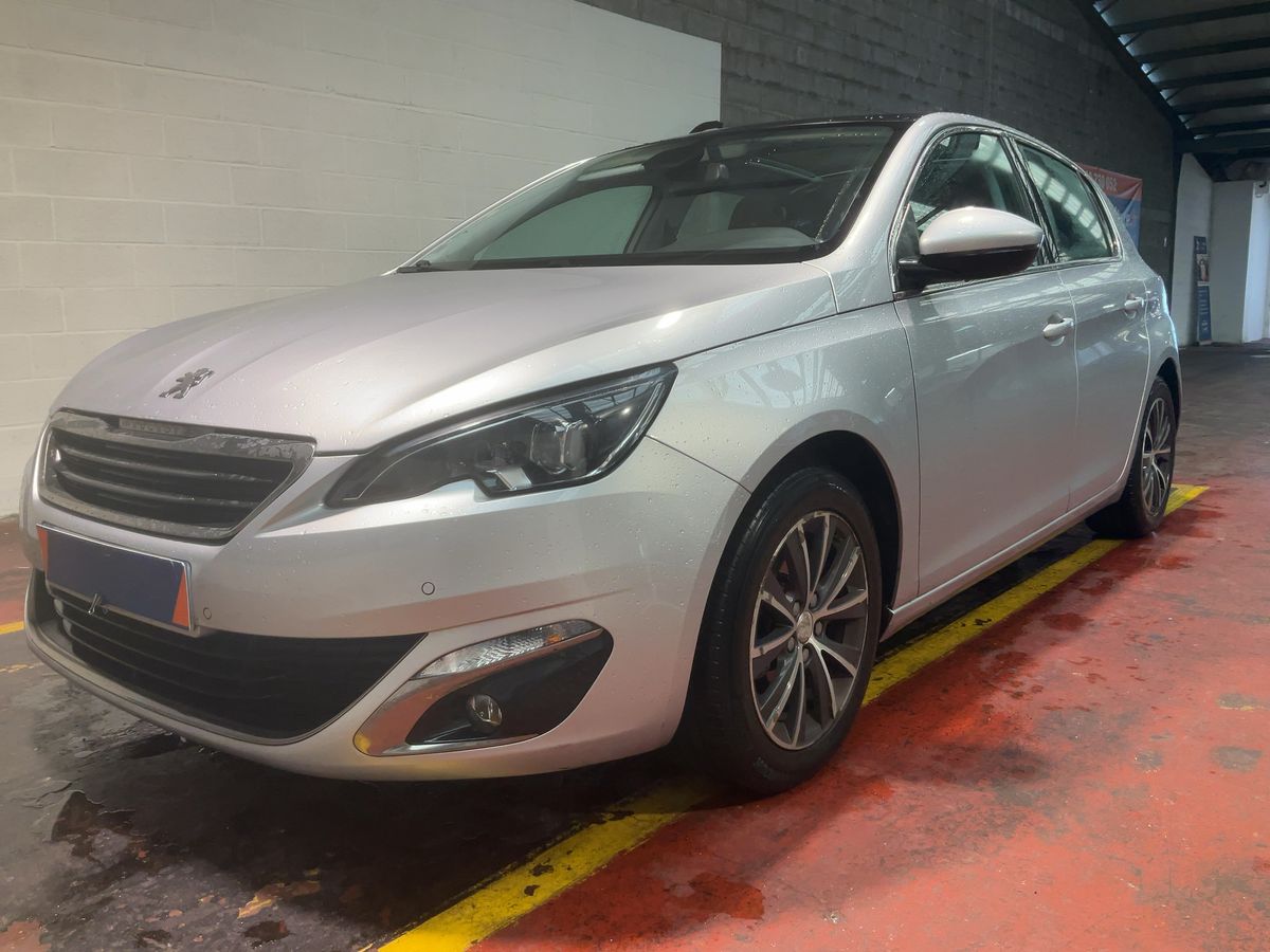 Peugeot 308 1.6 e-HDi Feline
