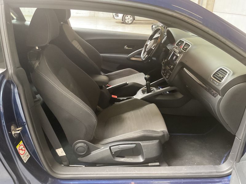 Volkswagen Scirocco 1.4 TSI — zdjęcie 11