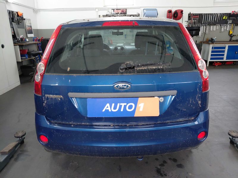 Ford Fiesta 1.3 Fun X — zdjęcie 4