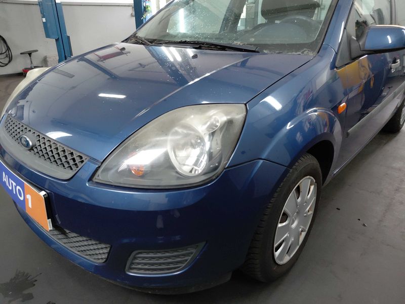 Ford Fiesta 1.3 Fun X — zdjęcie 2