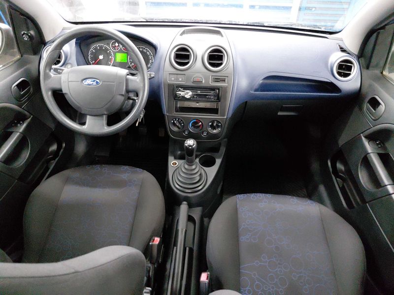 Ford Fiesta 1.3 Fun X — zdjęcie 11