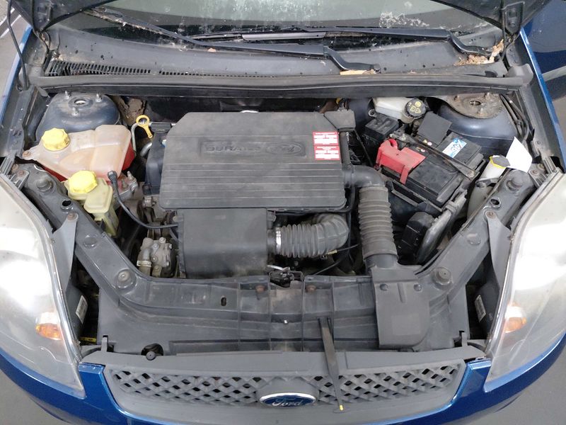 Ford Fiesta 1.3 Fun X — zdjęcie 8