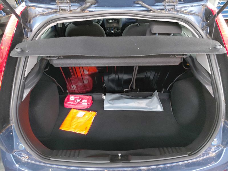 Ford Fiesta 1.3 Fun X — zdjęcie 9