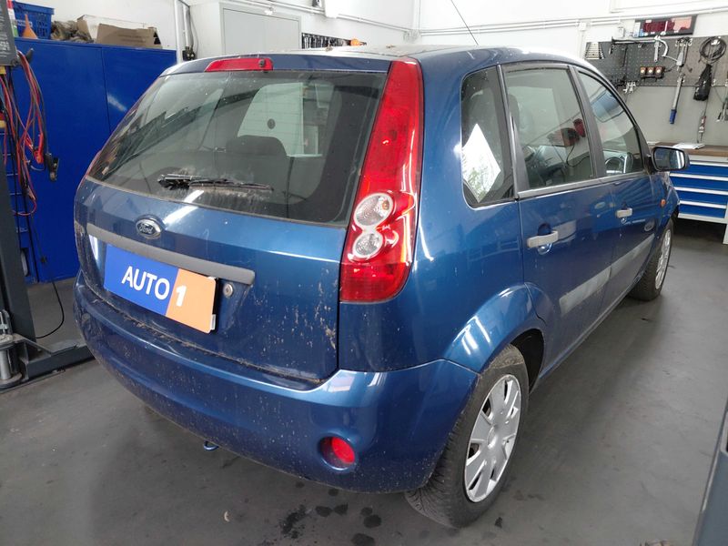 Ford Fiesta 1.3 Fun X — zdjęcie 5