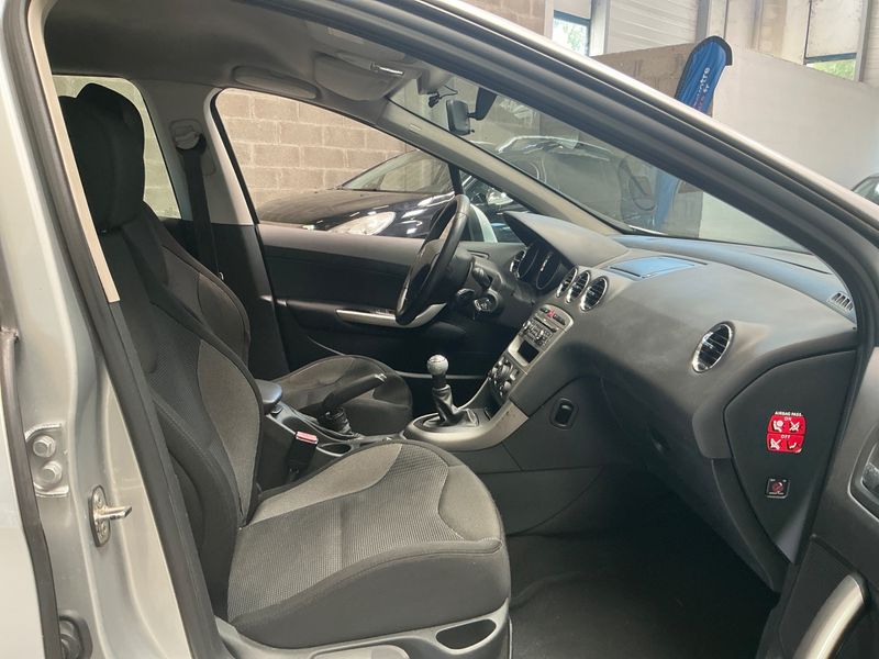 Peugeot 308 1.6 HDi Premium 2007 – снимка 3