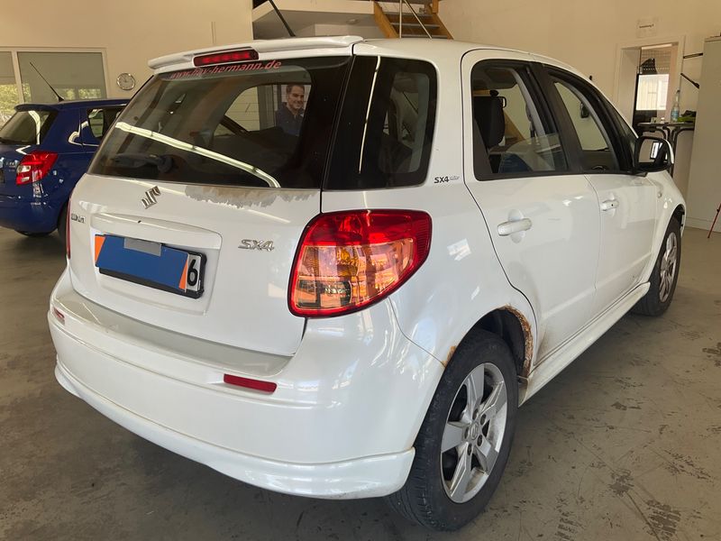 Suzuki SX4 1.6 City — zdjęcie 2