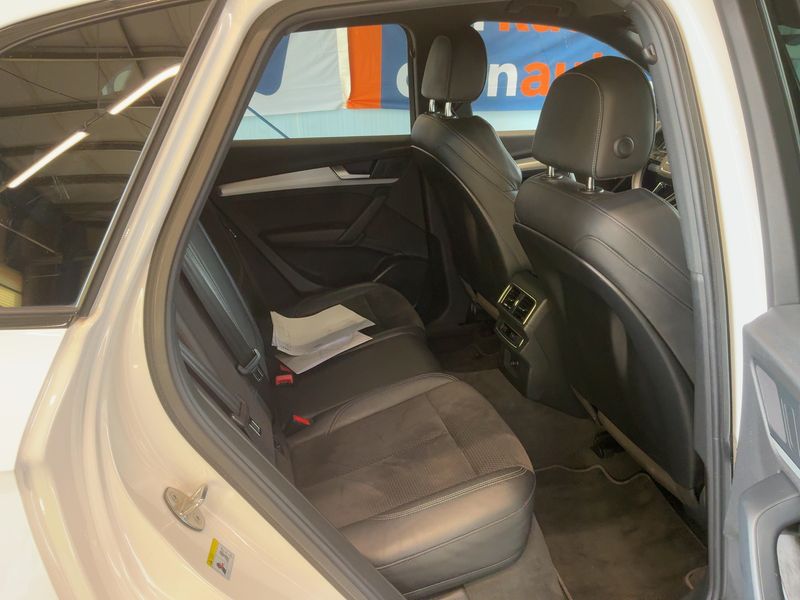 Audi SQ5 3.0 TDI Mild-Hybrid quattro — zdjęcie 14