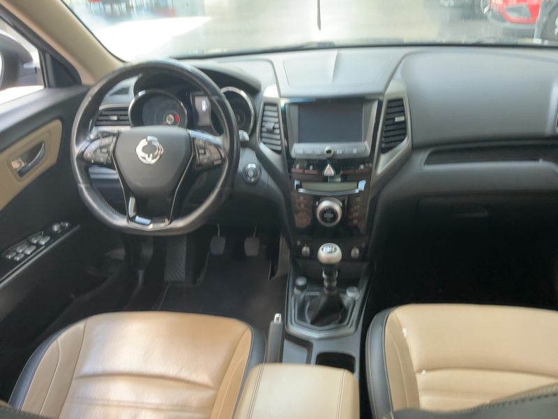Ssangyong XLV 1.6 Sapphire 4x2 — zdjęcie 12