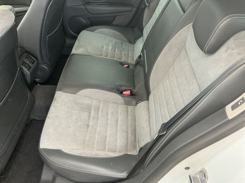 Renault Laguna 2.0 dCi GT 2012 – снимка 29