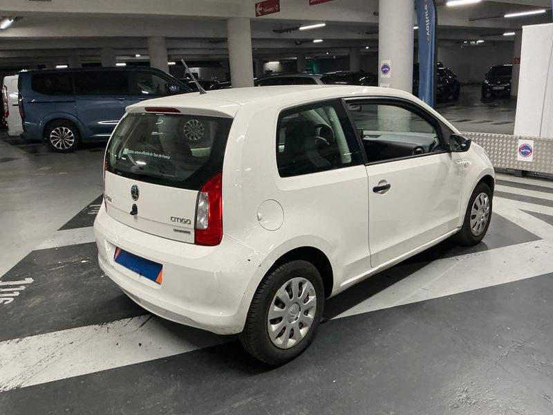 Skoda Citigo 1.0 MPI Active — zdjęcie 2