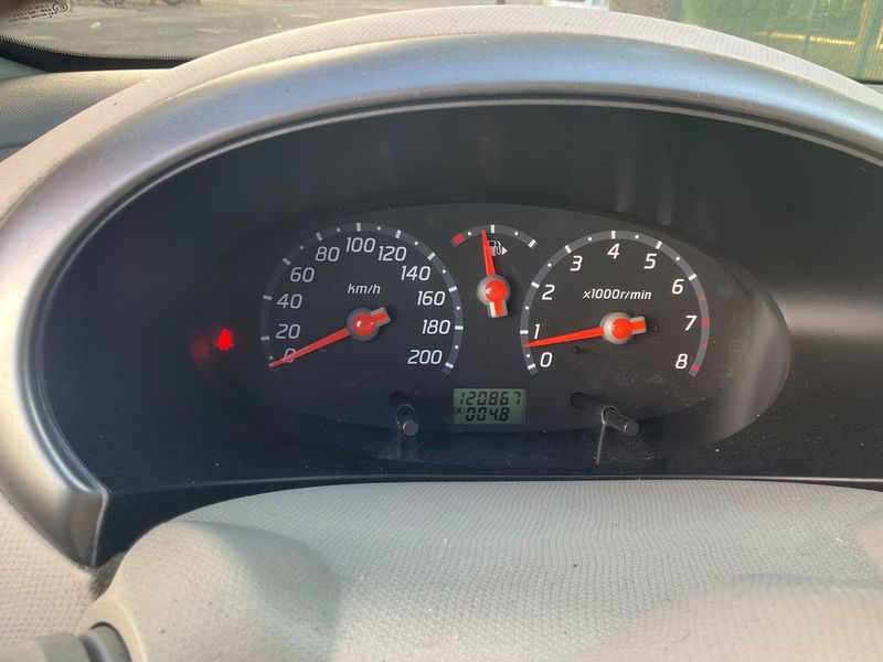 Nissan Micra 1.4 Acenta — zdjęcie 4