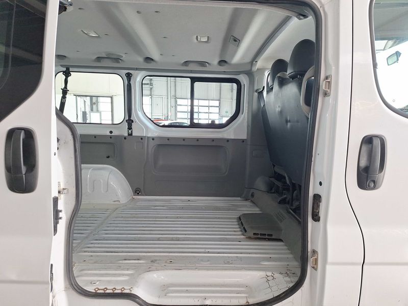 Renault Trafic 2.0 dCi Passenger Expression — zdjęcie 13