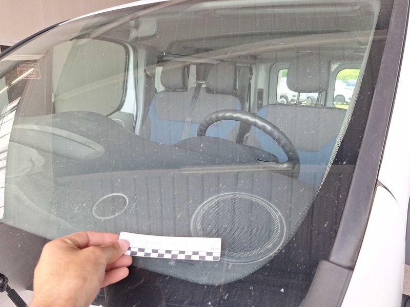 Renault Trafic 2.0 dCi Passenger Expression 2011 – снимка 100