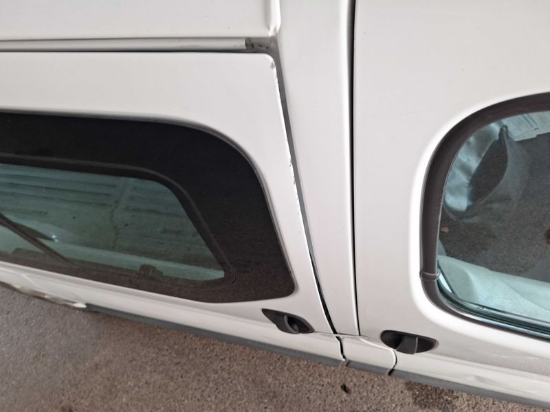 Renault Trafic 2.0 dCi Passenger Expression 2011 – снимка 35