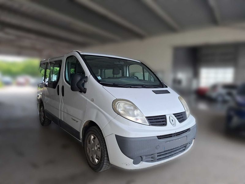 Renault Trafic 2.0 dCi Passenger Expression — zdjęcie 6