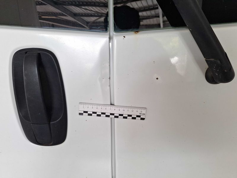 Renault Trafic 2.0 dCi Passenger Expression 2011 – снимка 81