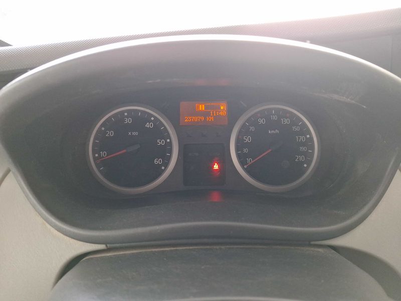 Renault Trafic 2.0 dCi Passenger Expression — zdjęcie 12